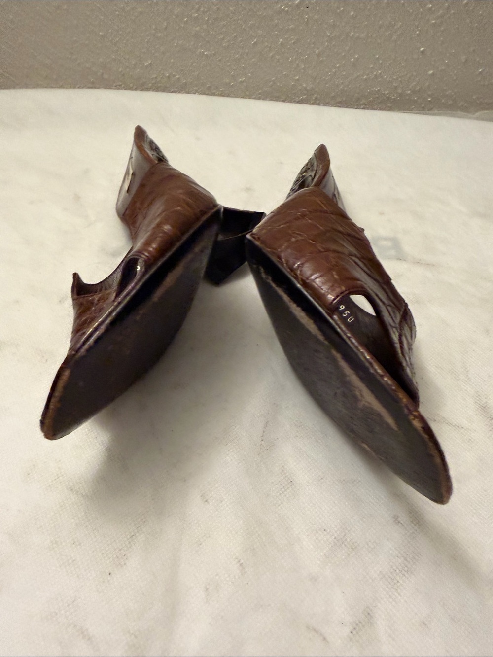 Prada Brown Croc-Embossed Open-Toe Mule Slides, pre-owned, SZ8.5 - Picture 14 of 16